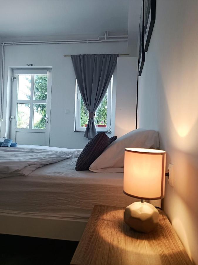 Studio Apartman Brletic Tounj Екстериор снимка